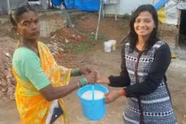 Bỏ xô nước đá vô nghĩa và làm việc thiết thực hơn