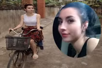 Cô gái lai Tây đi dép tổ ong, đạp xe gây sốt 