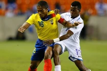 Honduras – Ecuador: Kẻ 8 lạng người nửa cân 