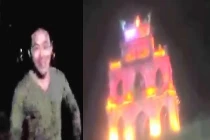 Nam thanh niên bơi ra Tháp Rùa lúc nửa đêm