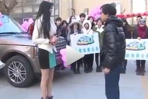 Những màn tỏ tình “độc, lạ” bị từ chối phũ phàng