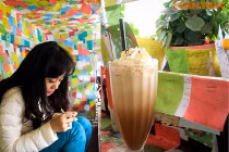 Quán cafe đầy ắp những lời “tỉ tê” viết trên giấy note