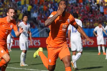 Hà Lan 2 - 0 Chile: Đẳng cấp màu da cam