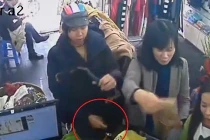 “Thó” điện thoại nhanh như cắt trong shop quần áo