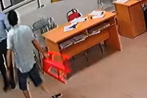 Nữ bác sĩ bị đánh: Chủ tịch phường cầm ghế là đồng phạm