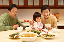 Hé lộ bí ẩn đằng sau thói quen ăn uống của con người