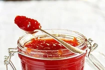 Cách làm mứt gấc ngon miệng đã mắt ăn Tết