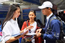 Thả nổi điểm sàn, đầu vào ĐH tụt dốc