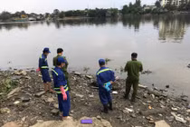 Bất thường hai thi thể nam giới trôi trên sông Sài Gòn