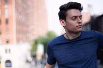 9X tự nhận là tỷ phú, mua quảng cáo Facebook đăng tin tuyển người yêu