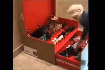 Tủ giày thần kỳ “đánh gục” mọi tín đồ thời trang 