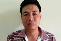 Thanh tra kho bạc đánh vợ vỡ tim trầm uất trong trại giam