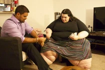 Cô gái giảm 127kg trong một năm bằng cách nào?