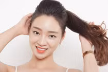 Cách làm tóc phồng xinh lung linh cho chị em công sở