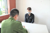 Dùng pháo nổ uy hiếp để đòi nợ, nam thanh niên bị khởi tố