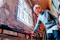 Cận cảnh chung cư Hải Dương cũ nát, dân ngủ không yên...lo “thần chết” gõ cửa