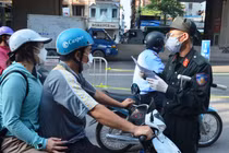Hà Nội: 6 nhóm được “ra đường”… thế người tiêm 2 mũi vắc xin ở đâu?