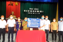 Một hộ dân ủng hộ 4,5 tỷ quỹ vaccine phòng COVID-19 tiêm cho cả xã