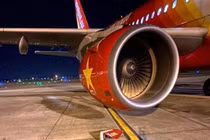 Máy bay va chạm tại Nội Bài: Tổ điều tra làm việc tổ lái, nhân viên hàng không