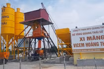Trạm bê tông Quang Thái trái phép: DN “nhờn luật”… trách nhiệm chính quyền ở đâu?