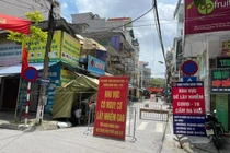 Hải Dương: Bé 2 tuổi mắc COVID-19 do BN6739 từng sang chơi nhà