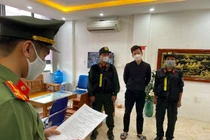 Tham ô ở sân bay Phú Bài: Bắt hai giám đốc taxi Vàng và Thành Công