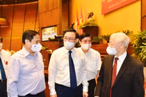 Tổng Bí thư: “Chức vụ càng cao, cương vị càng lớn càng phải gương mẫu”