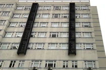 Bệnh viện Green lên tiếng vụ bé gái 2 tuổi tử vong do rơi từ tầng 9