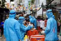 Trưa 3/7: Thêm 330 ca mắc COVID-19, TP Hồ Chí Minh 249 ca