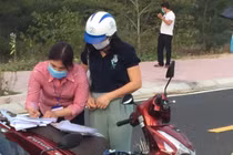 Trưởng ban Kinh tế-Ngân sách Phú Yên đi xem đất: “Coi thường Chỉ thị 16... phạt nặng“