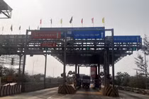 Vì sao Thừa Thiên Huế kiến nghị lùi tăng phí trạm Bắc Hải Vân, nhà đầu tư vẫn tăng?