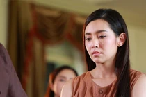 Anh rể tương lai tình tứ với gái lạ, tôi lao vào đánh ghen nhưng...