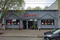 Nhà hàng ở Vancouver trả lương 50.000 USD/năm cho nhân viên rửa bát