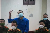 Bố con Đường “Nhuệ”, Tiến “trắng” thân thiết thế nào trước khi “lật mặt“