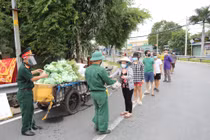 Thủ tướng Chính phủ: Người dân 4 tỉnh, thành phía Nam không ra khỏi nhà