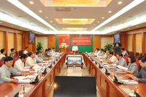 Bổ nhiệm cán bộ tại Vĩnh Phúc: Vòng kim cô siết chặt “nâng đỡ không trong sáng”