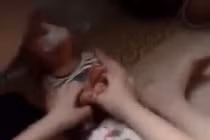 Cô giáo nhét giẻ vào miệng bé 11 tháng: Chờ tân Bộ trưởng "diệt" bạo hành