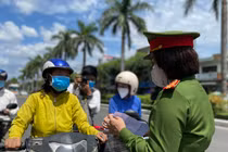 Đà Nẵng cấp hơn 92.000 giấy đi đường trong 2 ngày qua trực tuyến