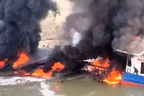 Nổ tàu chở dầu ở Ninh Bình: Chuyên gia chỉ cách xử lý ô nhiễm