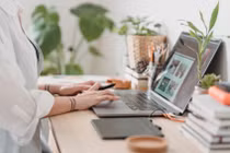 Ngồi nhiều dễ mắc căn bệnh mãn tính 