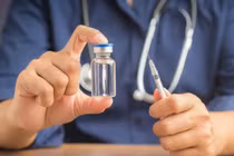 Anh triển khai vắc xin mới điều trị 15 loại ung thư