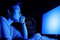 Máy tính, điện thoại ảnh hướng đến mắt thế nào?