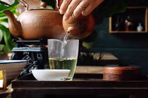 Lợi ích bất ngờ của trà xanh với sức khỏe, làm đẹp