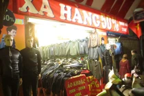 Đua nhau xả hàng, cắt lỗ, gom tiền ăn Tết