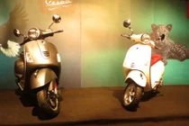 Sốc: Piaggio VN vừa tung cùng lúc hai “hàng nóng“