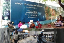 SJC Tower nhếch nhác... thành bãi xe giữa “đất vàng” TP.HCM