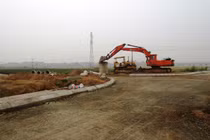 Soi từng mét đất vàng... còn bỏ hoang ở Bắc Từ Liêm