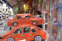 Biệt thự, siêu xe cho... người chết ngập Hà Nội