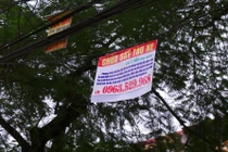 "Loạn" quảng cáo “không giống ai” ở Hà Nội