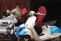 Đại gia Việt chi 17 tỷ “rinh” siêu phẩm Vespa 946